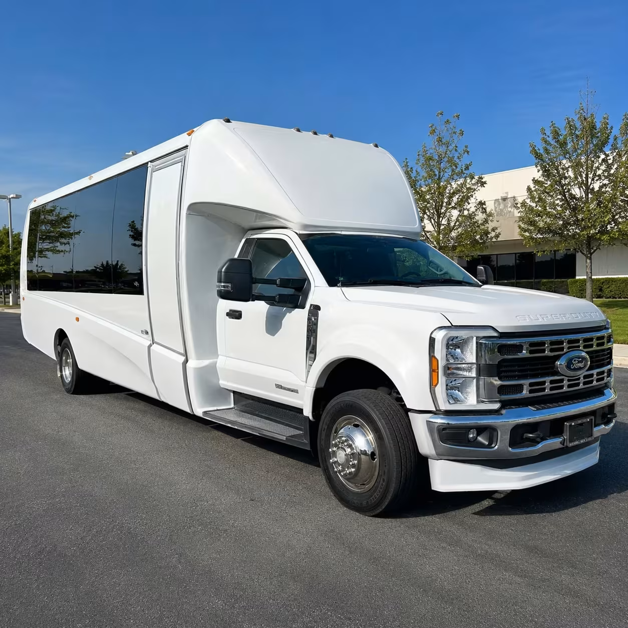 15 passenger minibus