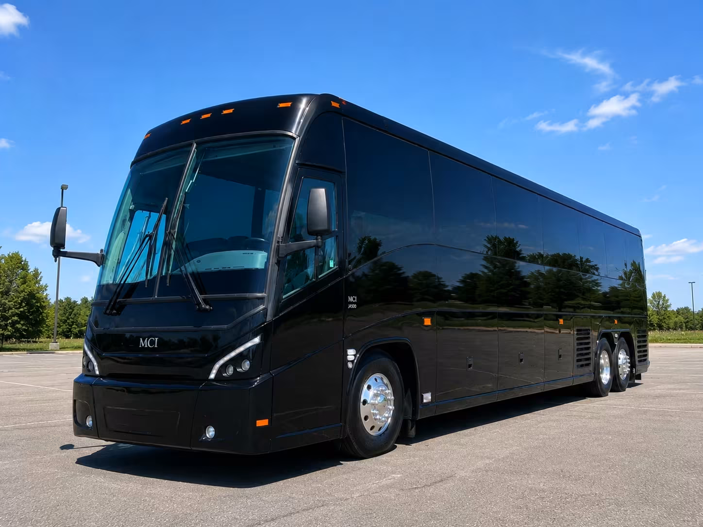 large group prom shuttle buses to topeka venues
