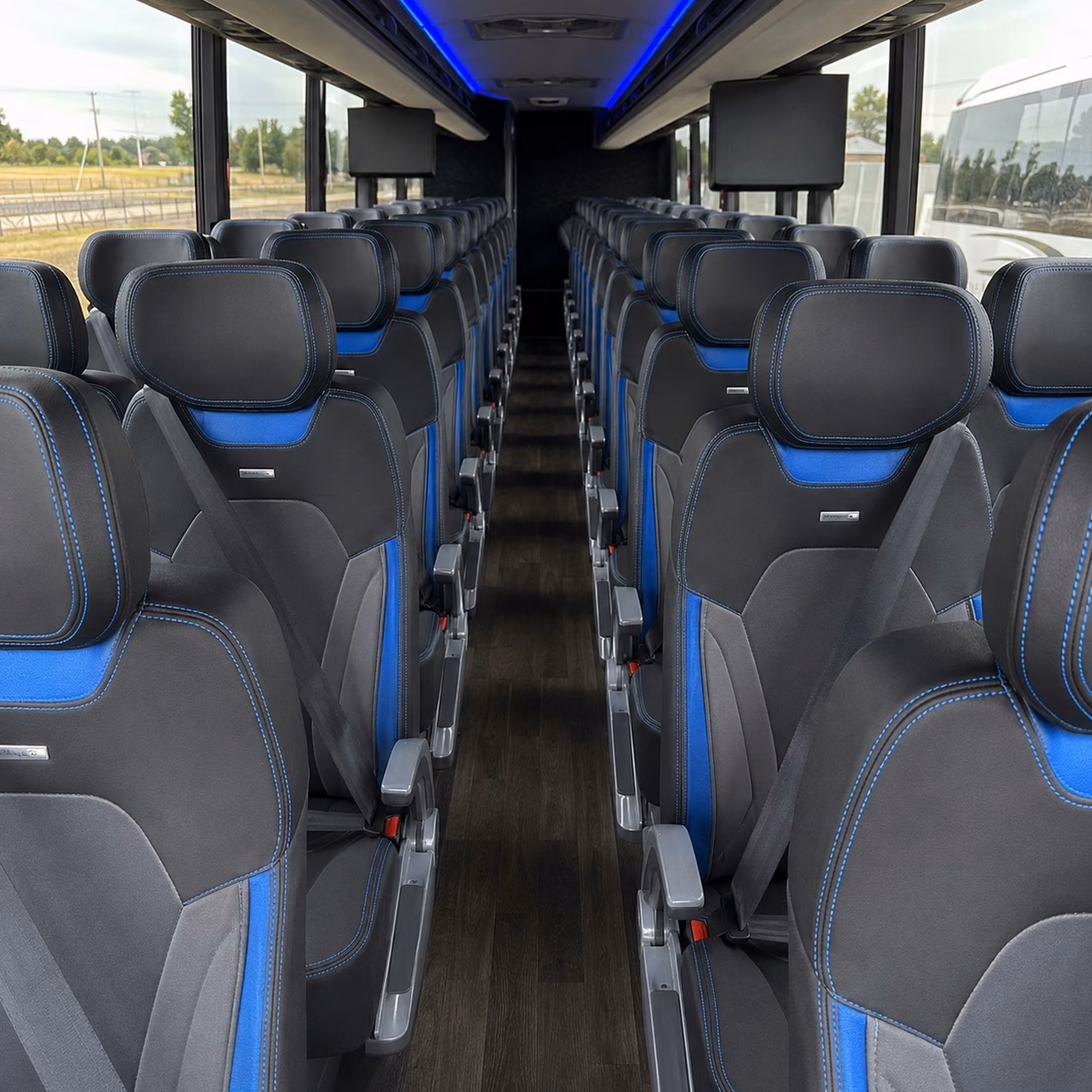 long distance charter bus rentals for topeka church groups