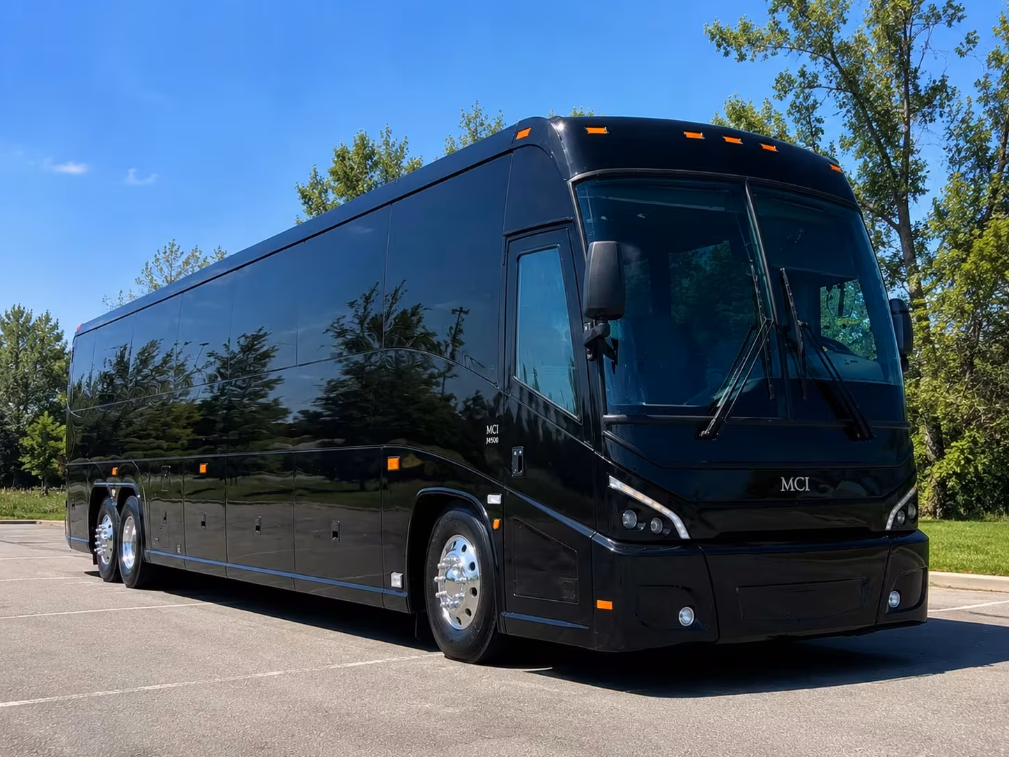 minibus rentals for smaller prom groups in topeka