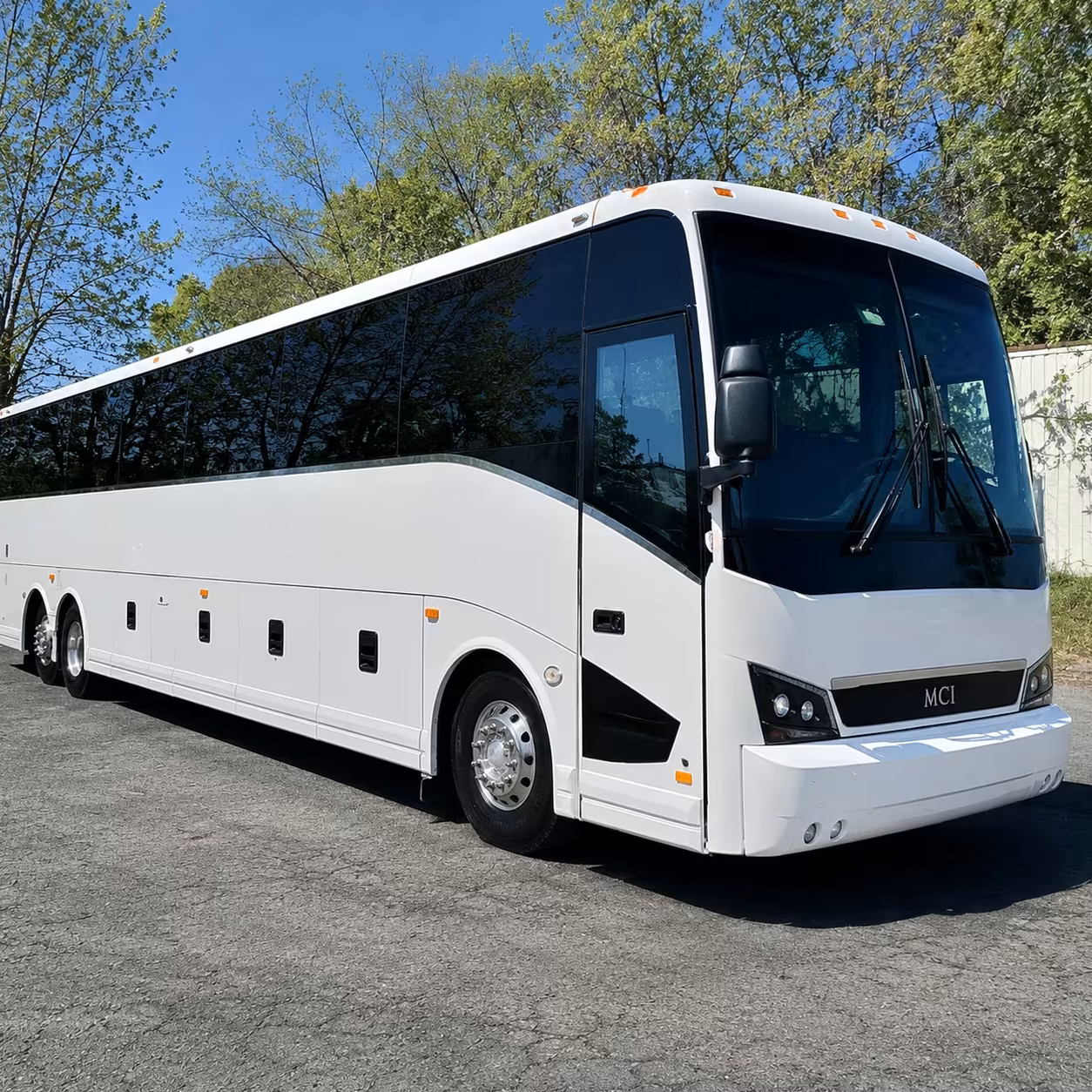 topeka bus rentals to topeka regional airport and kci